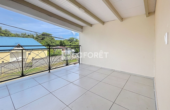 Location Appartement 88m&sup2; 4 pi&egrave;ces Baie Mahault