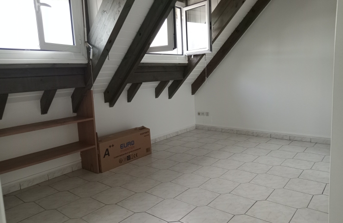Appartement T3 Duplex (65m2) - Rue Jeanne D'Arc 97160 MOULE