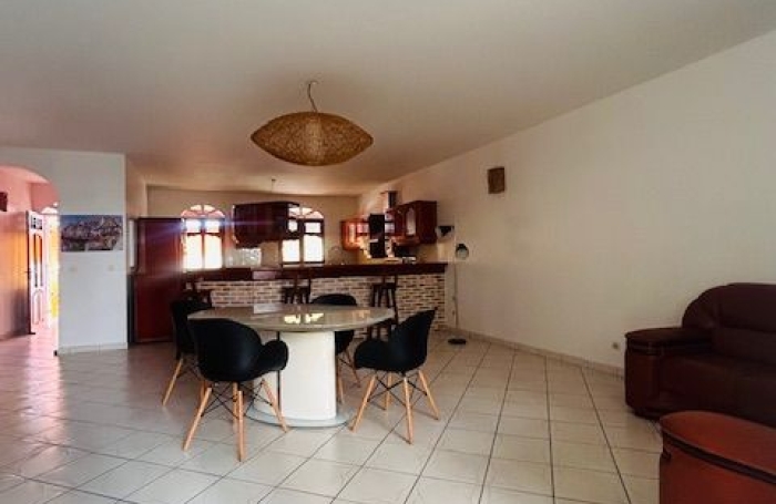 Location Appartement 111m&sup2; 4 pièces Baie Mahault