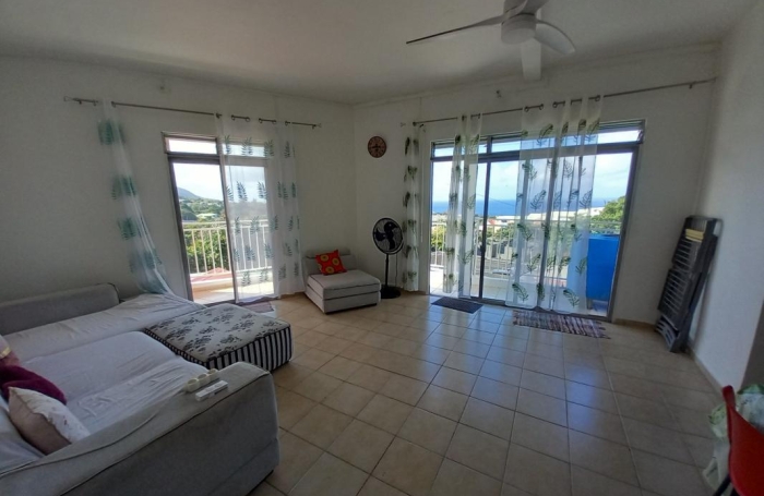 Location Appartement 98.44m&sup2; 3 pièces Basse-Terre