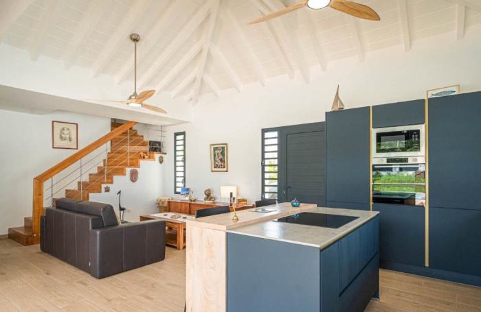 VILLA D'ARCHITECTE   PORT-LOUIS | 94 m2 | PISCINE | MEUBL&Eacute;E