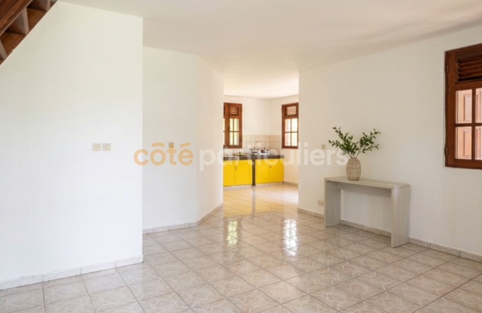 Vente Maison 112m&sup2; 4 pi&egrave;ces Les Abymes