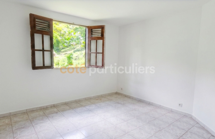 Vente Maison 112m&sup2; 4 pi&egrave;ces Les Abymes