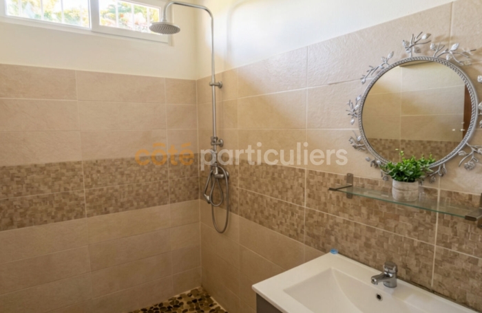 Vente Maison 112m&sup2; 4 pi&egrave;ces Les Abymes