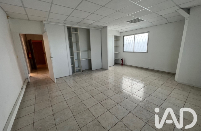 Vente Local commercial 97122