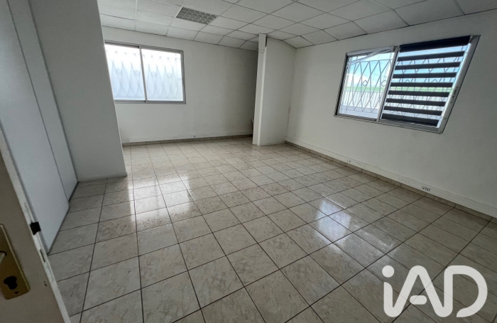 Vente Local commercial 45m&sup2; Baie Mahault
