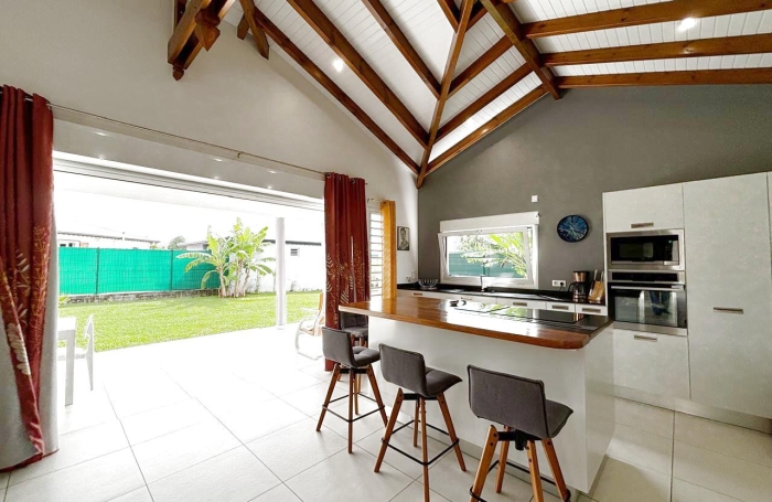 Magnifique villa 4 pi&egrave;ces situ&eacute;e aux Abymes - LONGFORT IMMOBIIER