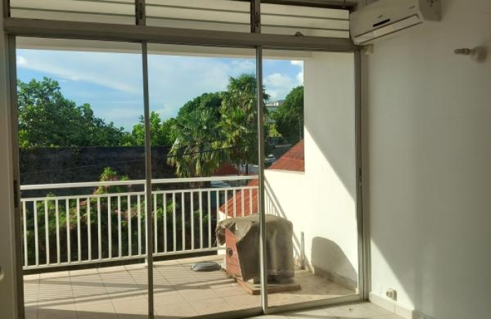 Location Appartement 179m&sup2; 5 pièces Basse-Terre