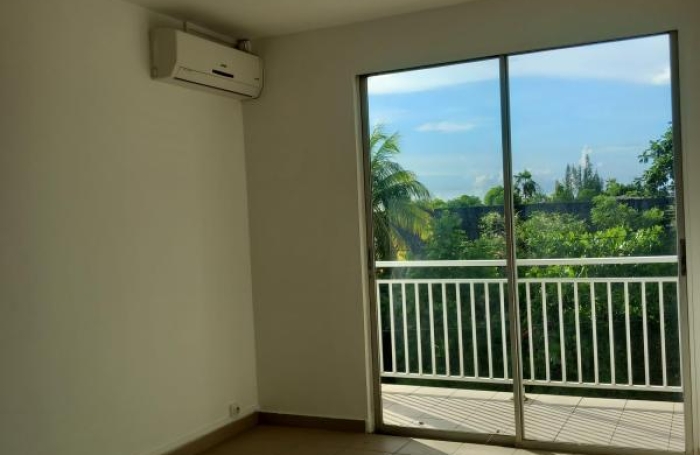 Location Appartement 179m&sup2; 5 pièces Basse-Terre
