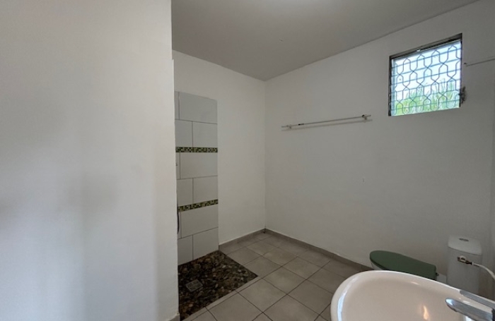 Maison individuelle spacieuse - Longfort Immobilier