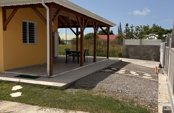 VILLA T3 (59m2) - Meubl&eacute;e - Lotissement de Marly 97180 SAINTE-ANNE