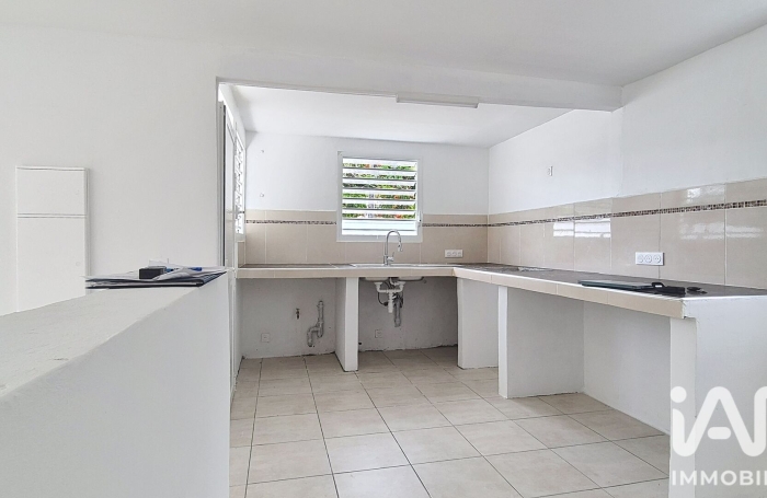 Vente Divers 110m&sup2; 5 pièces Saint Fran&ccedil;ois