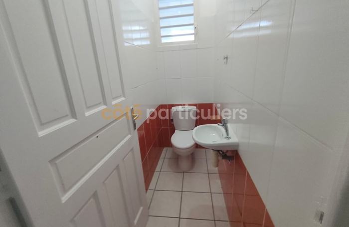 Location Maison 119.9m&sup2; 4 pi&egrave;ces Les Abymes