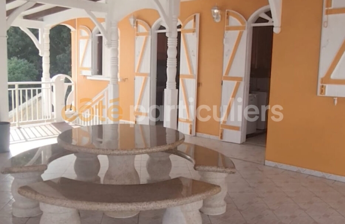 Location Appartement 118m&sup2; 4 pi&egrave;ces Baie Mahault