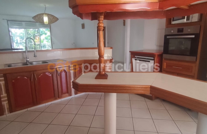 Location Appartement 118m&sup2; 4 pi&egrave;ces Baie Mahault