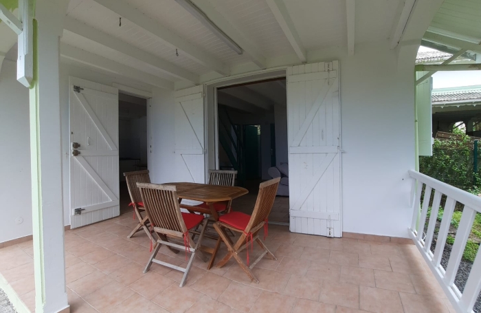 LOCATION maison F4 St-Claude