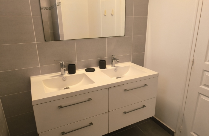 LOCATION Villa F5 avec PISCINE &agrave; Petit-Bourg VUE MER