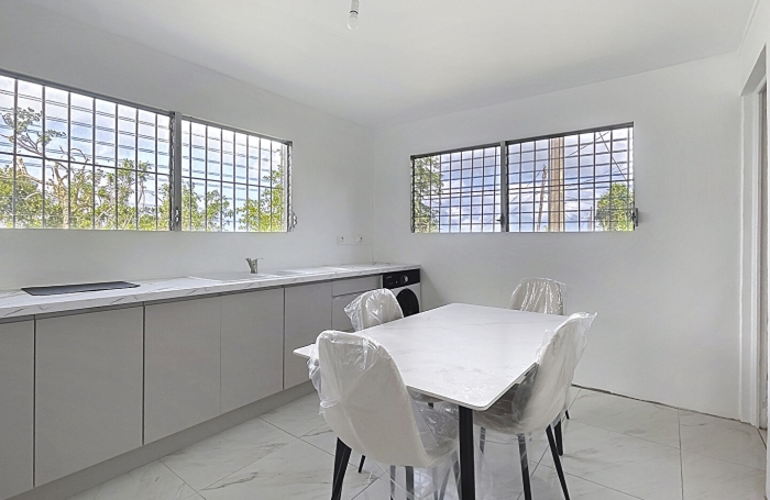 Location Maison 122m&sup2; 4 pi&egrave;ces Saint Claude