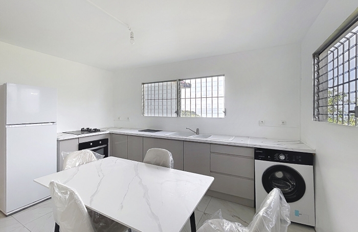 Location Maison 122m&sup2; 4 pi&egrave;ces Saint Claude