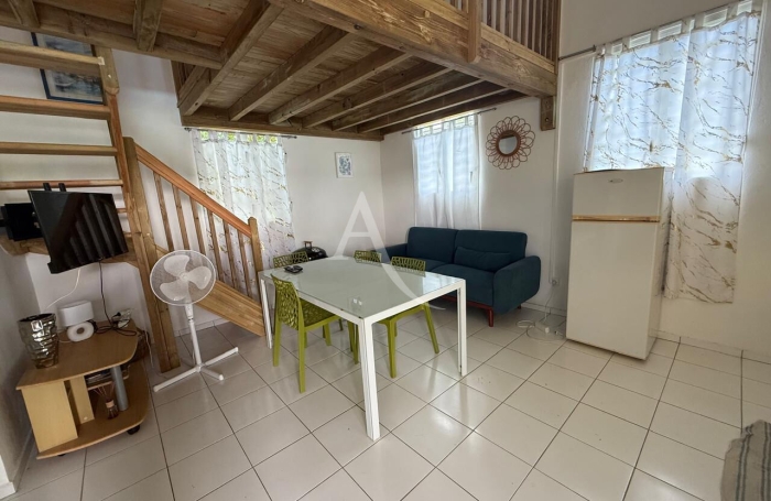 Vente Maison 73.5m&sup2; 4 pi&egrave;ces Saint Fran&ccedil;ois