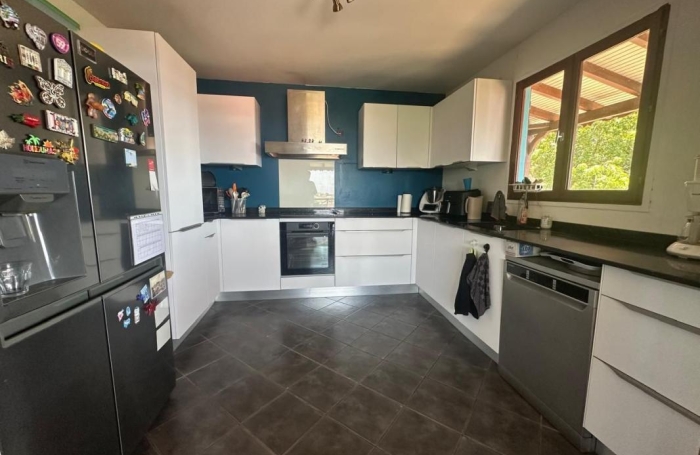 Vente Maison 200m&sup2; 5 pièces Basse-Terre