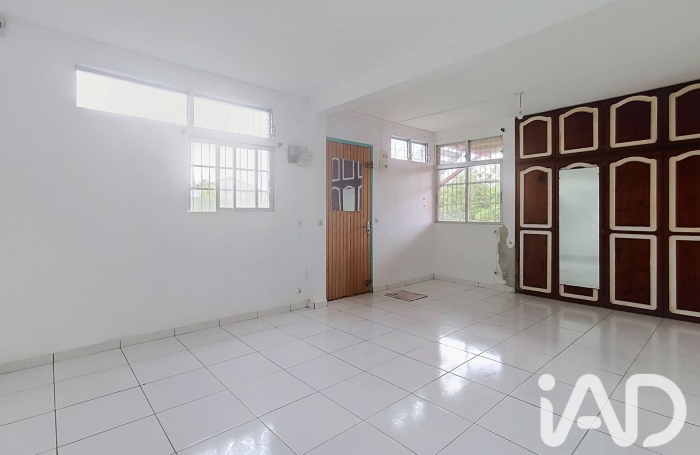 Vente Maison 108m&sup2; 6 pièces Les Abymes