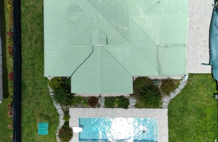 POINTE-NOIRE   VILLA DE 150 M2 AVEC PISCINE AU SEL & JACUZZI