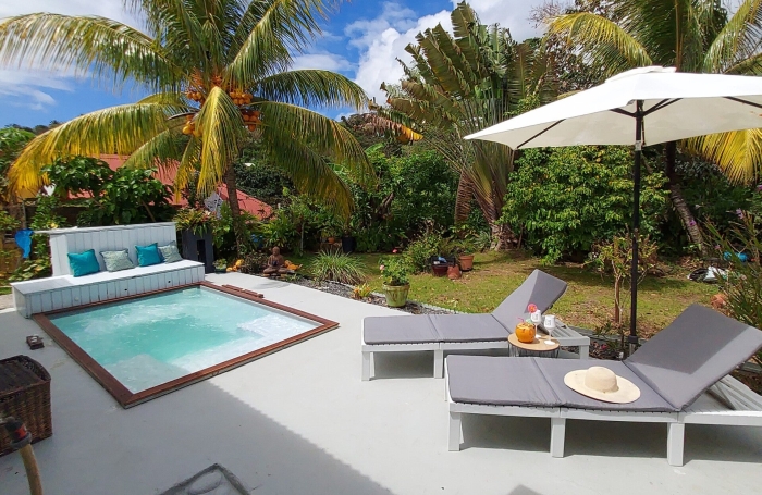 TROIS-RIVI&Egrave;RES   Maison 2 chambres avec piscine, vue sur les Saintes et Marie Galante