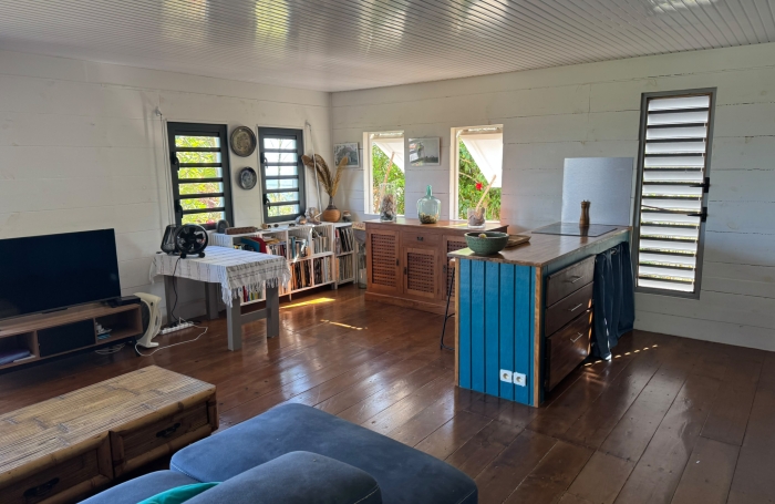 TROIS-RIVI&Egrave;RES   Maison 2 chambres avec piscine, vue sur les Saintes et Marie Galante