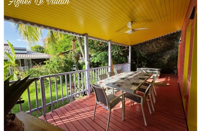 Vente Appartement 49m&sup2; 4 pièces Bouillante