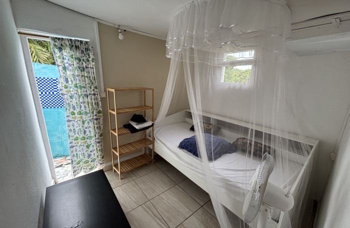 &Agrave; LOUER   SPACIEUX T2 MEUBL&Eacute; D&rsquo;ENVIRON 50 M2   PROCHE DU BOURG DU GOSIER