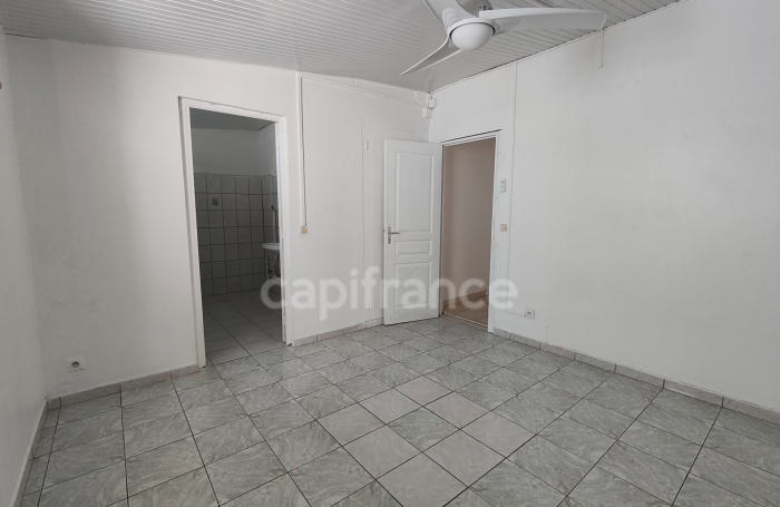 Vente Maison 170m&sup2; 6 pièces Sainte Rose