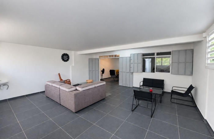 Vente Maison 147m&sup2; 5 pièces Les Abymes
