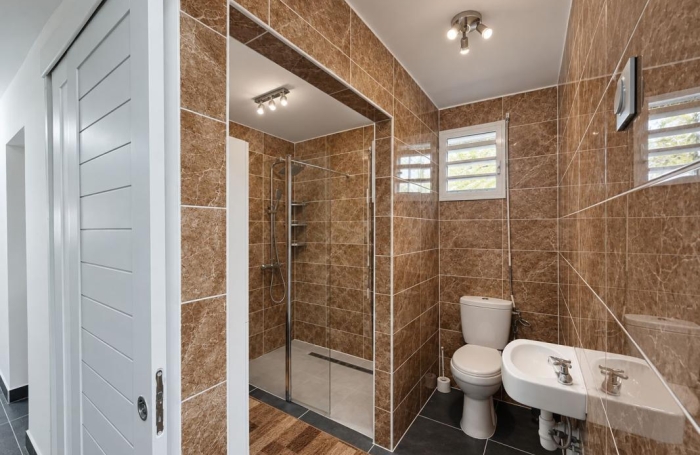 Vente Maison 147m&sup2; 5 pièces Les Abymes