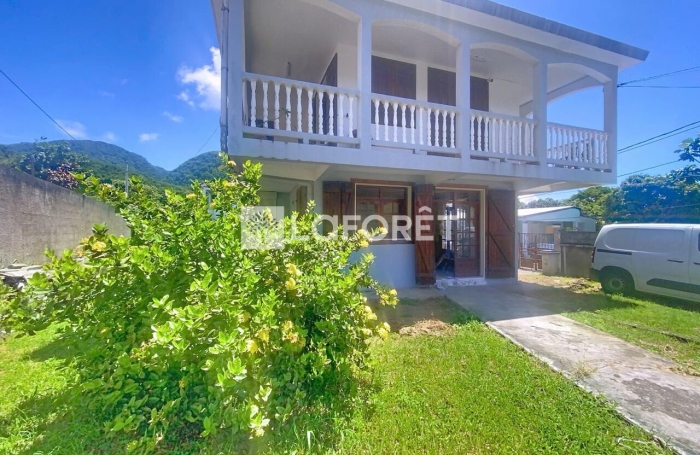 Vente Maison 158.51m&sup2; 6 pi&egrave;ces Gourbeyre