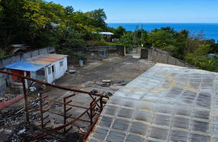 Vente Entrepot 800m&sup2; Bouillante