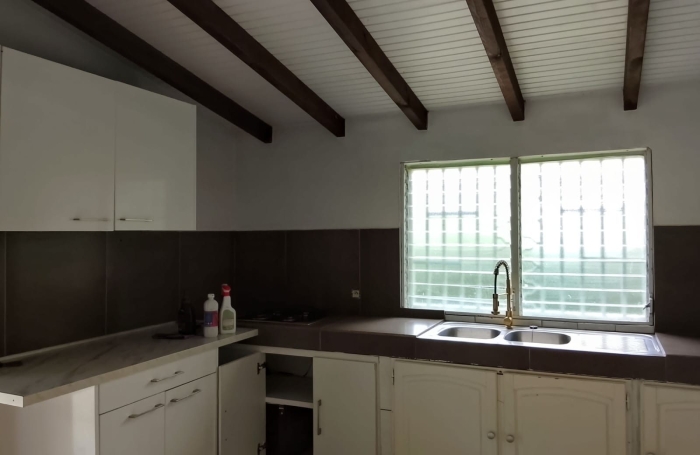 Location Maison 92.00m&sup2; 3 pièces Les Abymes