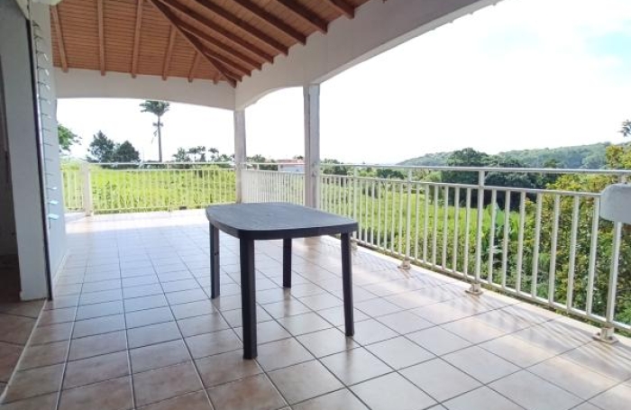 Location Maison 109.69m&sup2; 4 pièces Sainte Rose