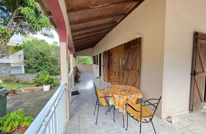 Vente Maison 278m&sup2; 7 pièces Gourbeyre