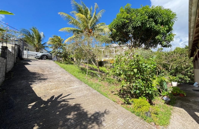 Vente Maison 278m&sup2; 7 pièces Gourbeyre