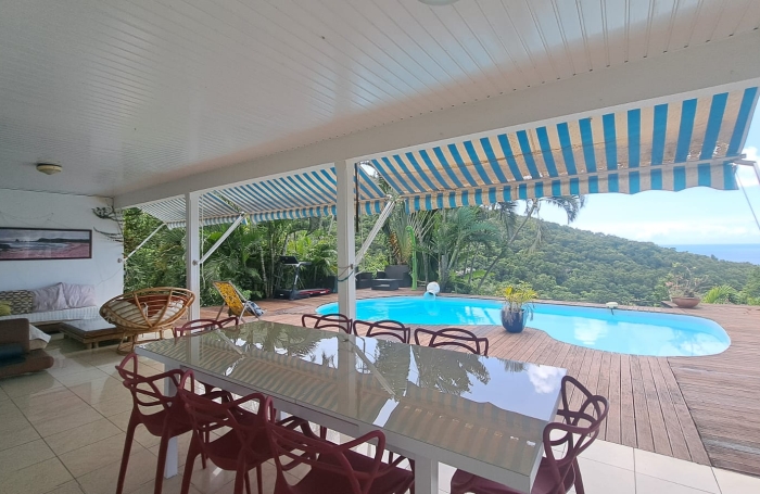 &Agrave; LOUER &agrave; Rivi&egrave;re Sens (Gourbeyre)   Superbe villa avec piscine et vue mer panoramique