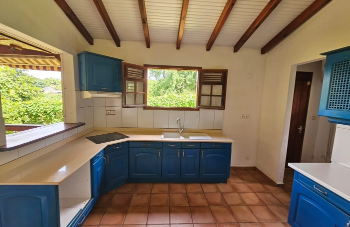 CHARMANTE VILLA DE TYPE F4 AU LAMENTIN