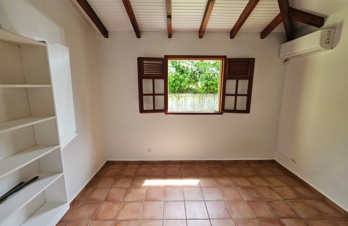CHARMANTE VILLA DE TYPE F4 AU LAMENTIN