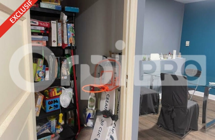 A VENDRE EN EXCLUSIVITE AVEC ORPI BOUTAREL, un local commercial en RDC r&eacute;nov&eacute; r&eacute;cemment