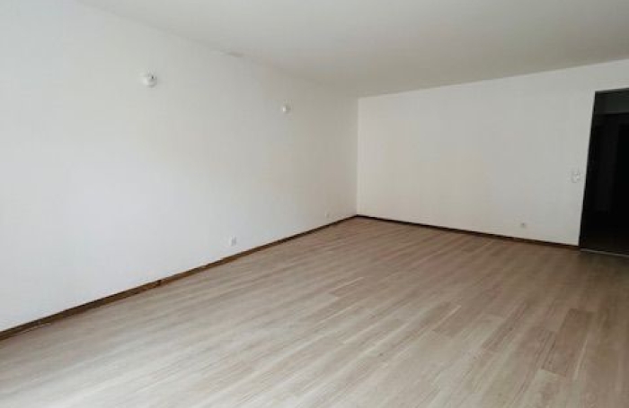 Location Appartement 80.6m&sup2; 3 pièces Pointe-&agrave;-Pitre