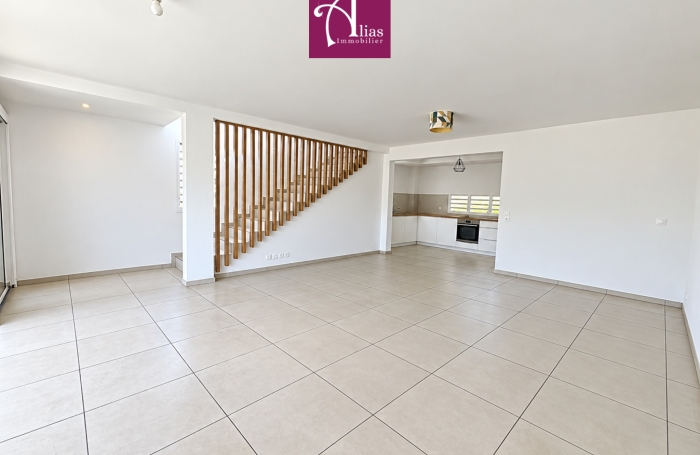 &Agrave; LOUER   VILLA F5 R&Eacute;CENTE DE 121 M2   BIGLETTE, BAIE-MAHAULT