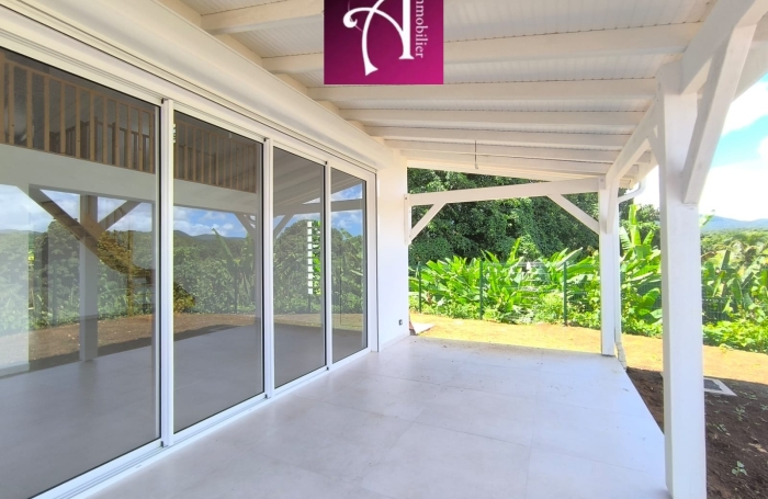 Villa F5 r&eacute;cente - Secteur Vernou &agrave; Petit-Bourg