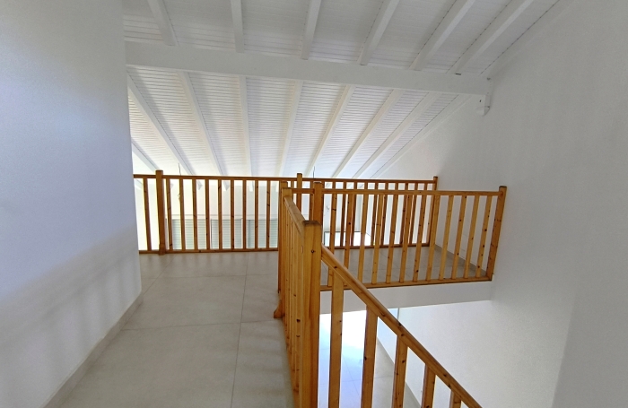 Villa F5 r&eacute;cente - Secteur Vernou &agrave; Petit-Bourg