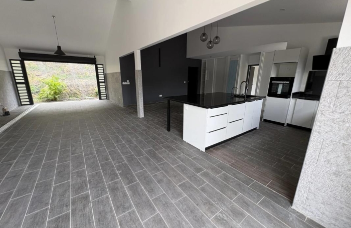 Location Maison 170.5m&sup2; 5 pièces Les Abymes
