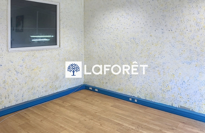 Location Entrepot 193m&sup2; Baie Mahault